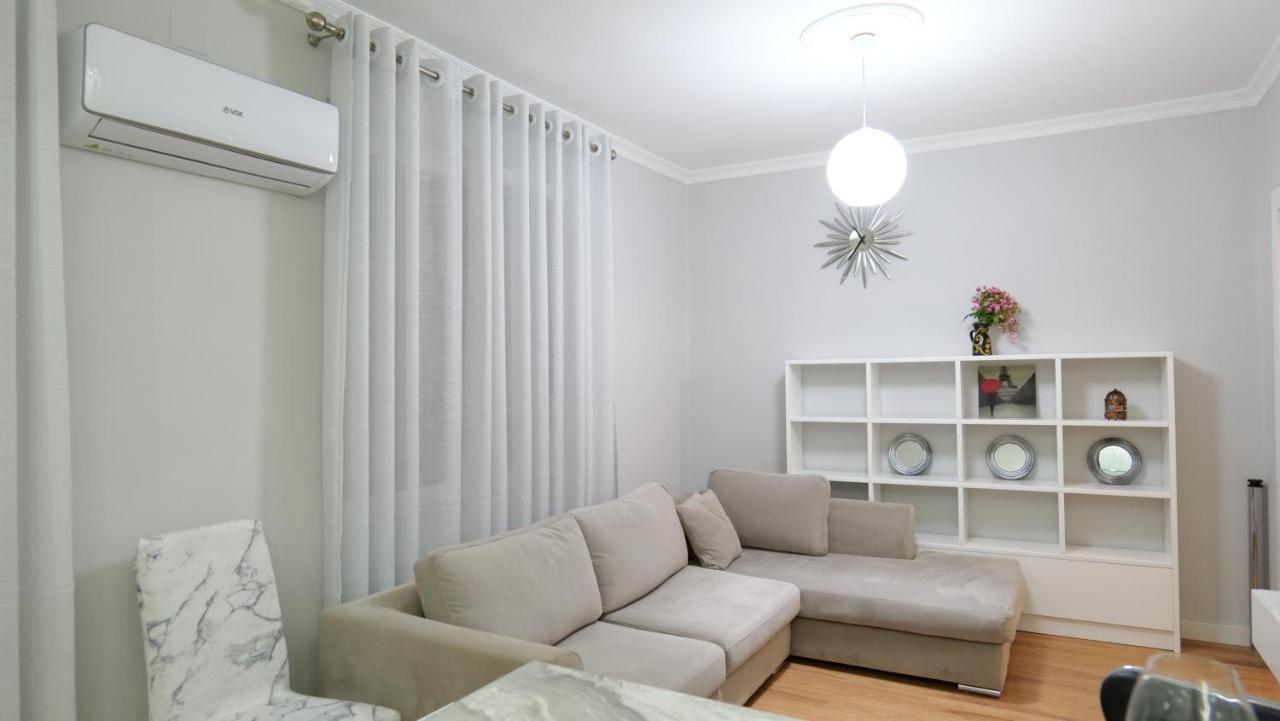 City Center Apartment Niko 04 Tirana Exteriör bild