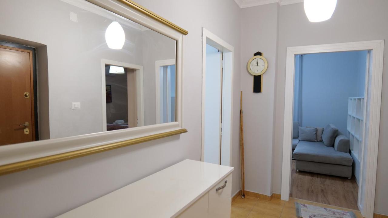 City Center Apartment Niko 04 Tirana Exteriör bild